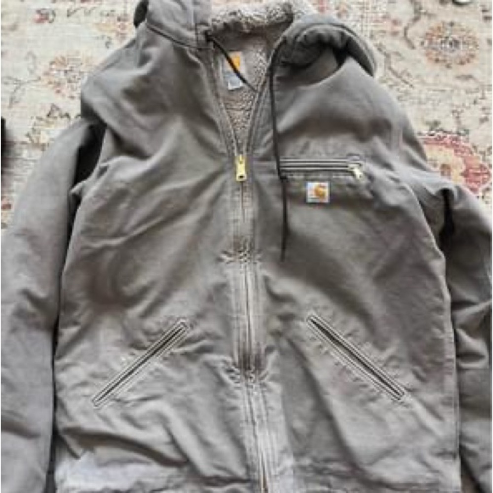 Women’s carhartt Sherpa lined jacket